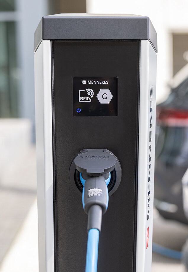 Ladesäulen für E-Autos auf den Gelände der Messe Dortmund