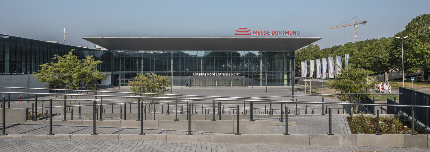 Information about the arrival and our parking facilities