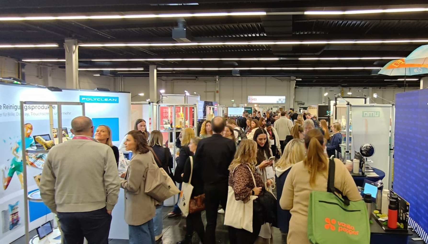 GWW Newsweek Fachmesse Werbemittel Messe Dortmund Halle 1 Eingang 1